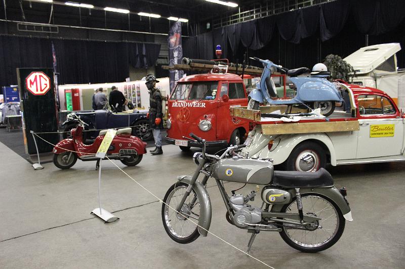 7de Oldtimerbeurs te Genk (8).JPG